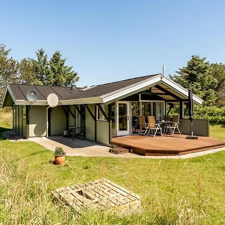 Annesisse - 450m From The Sea In Nw Jutland By Interhome Holiday home